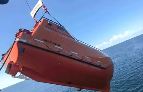 SOLAS requirements for free-fall lifeboats